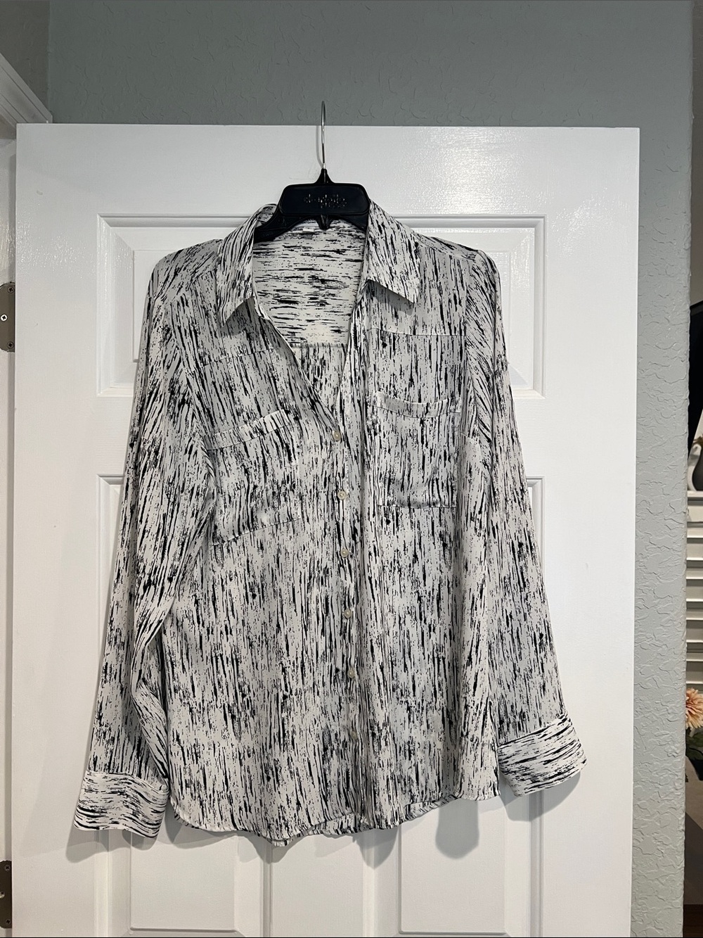 Express Black and White Portofino Shirt